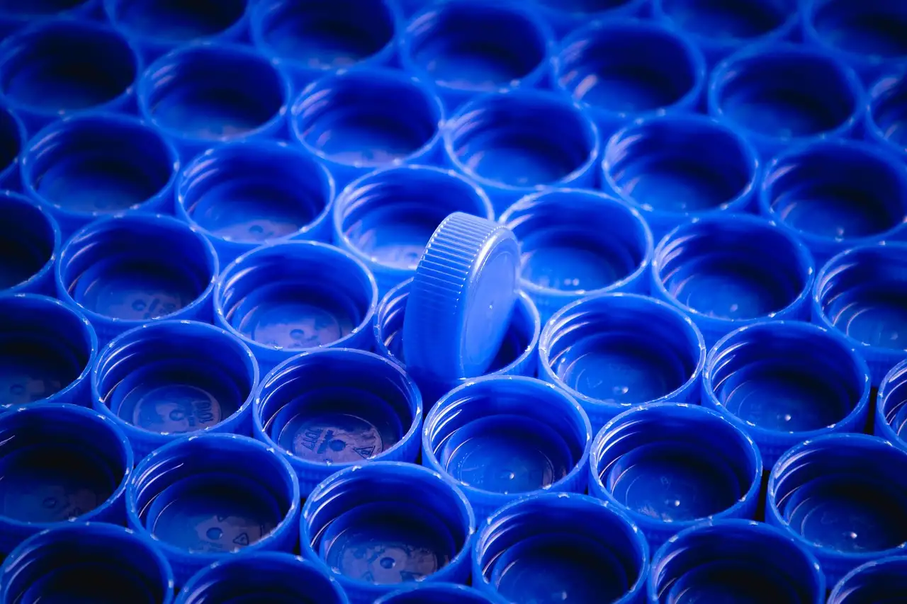 Blue Plastics recyclet met AI