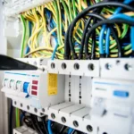Wat doet een procesoperator in een fabriek