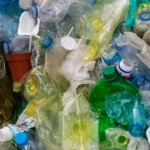 Welke soorten kunststoffen gebruikt de industrie