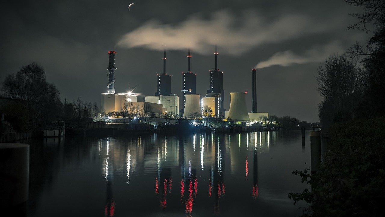 Hoe werkt een industriële waterzuiveringsinstallatie