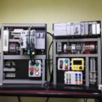 Hoe werkt een PLC gekoppeld aan een HMI display